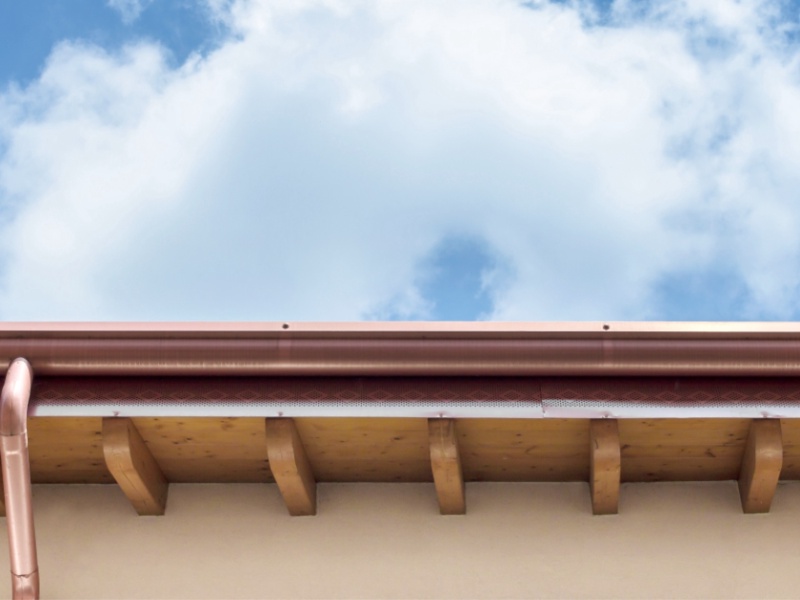 What Are Seamless Gutters? A Guide by The Gutter Brothers