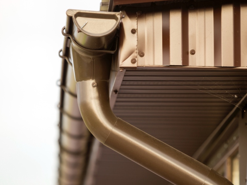 Leaf Filter vs. Leaf Guard: Which Gutter Protection Is Best for Your Pittsburg, KS Home?
